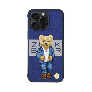 Obrazek ETUI ZUCK BEAR PARIS GENTLEMAN IPHONE 15 PRO SUIT
