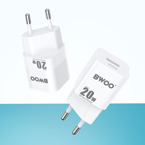 Obrazek BWOO ładowarka sieciowa PD CDA156 2x USB-C 1x USB 20W biała